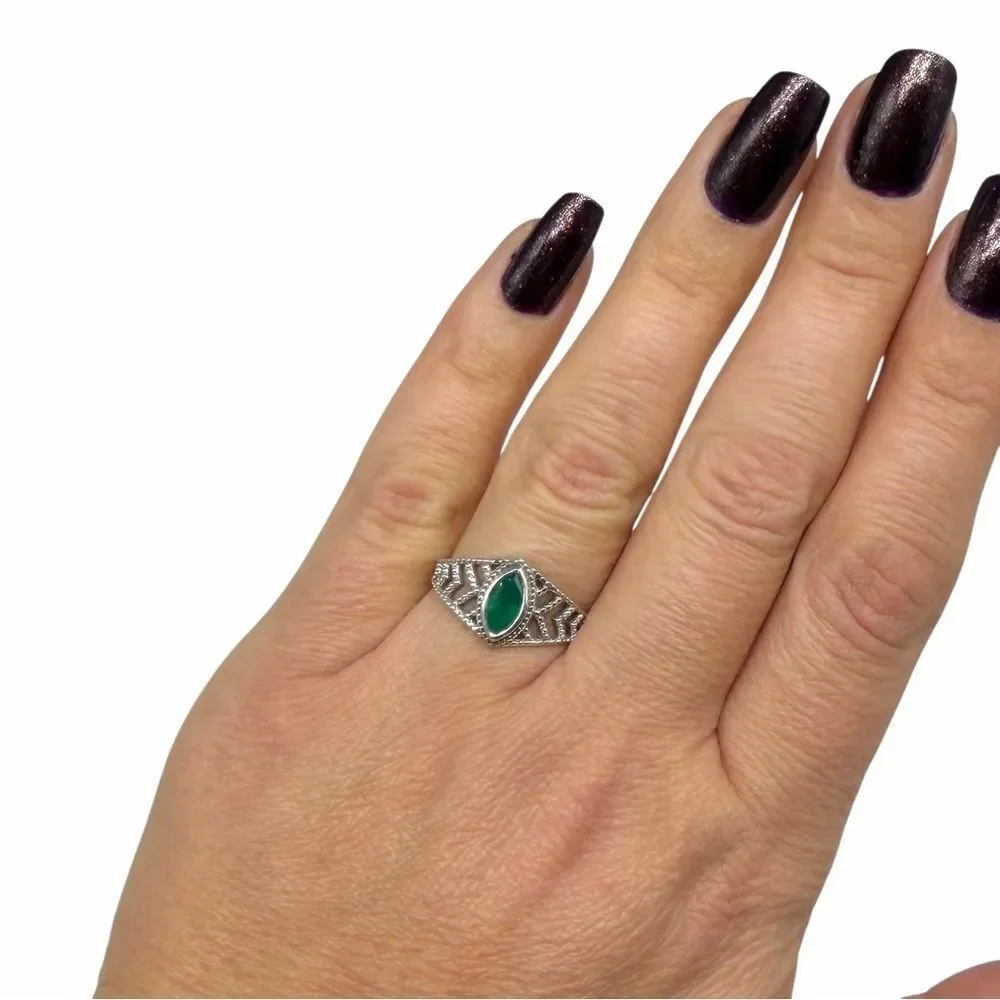 Green Onyx Ring Size 6 Solid 925 Sterling Silver